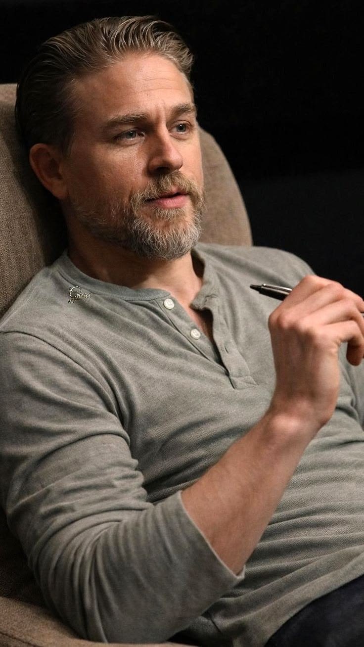 Charlie Hunnam